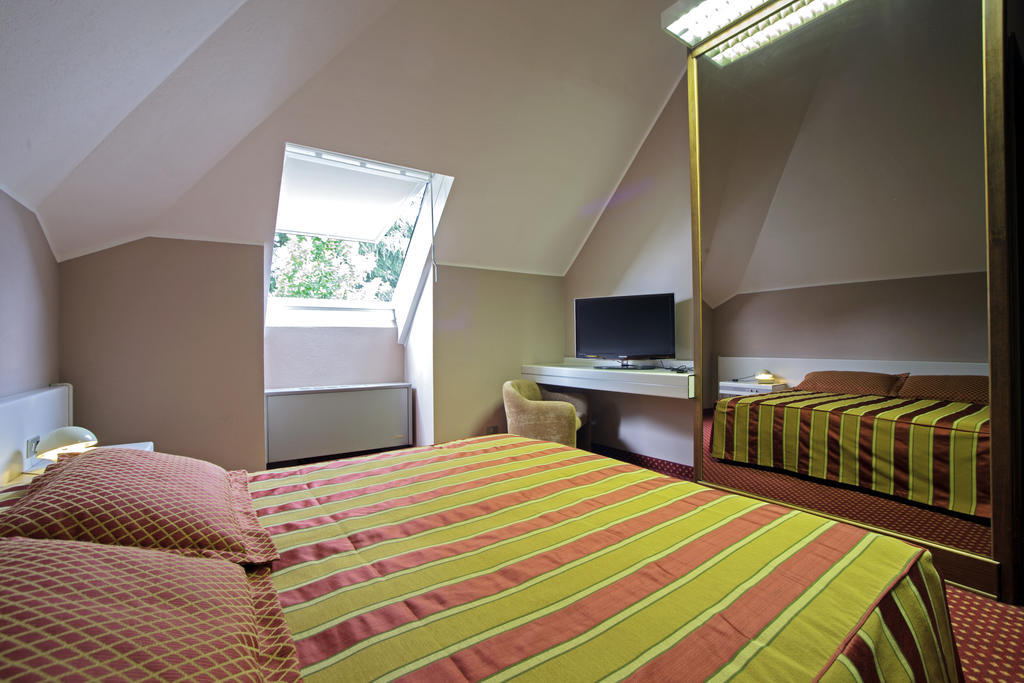 Hotel I Diamanti Garlasco 部屋 写真