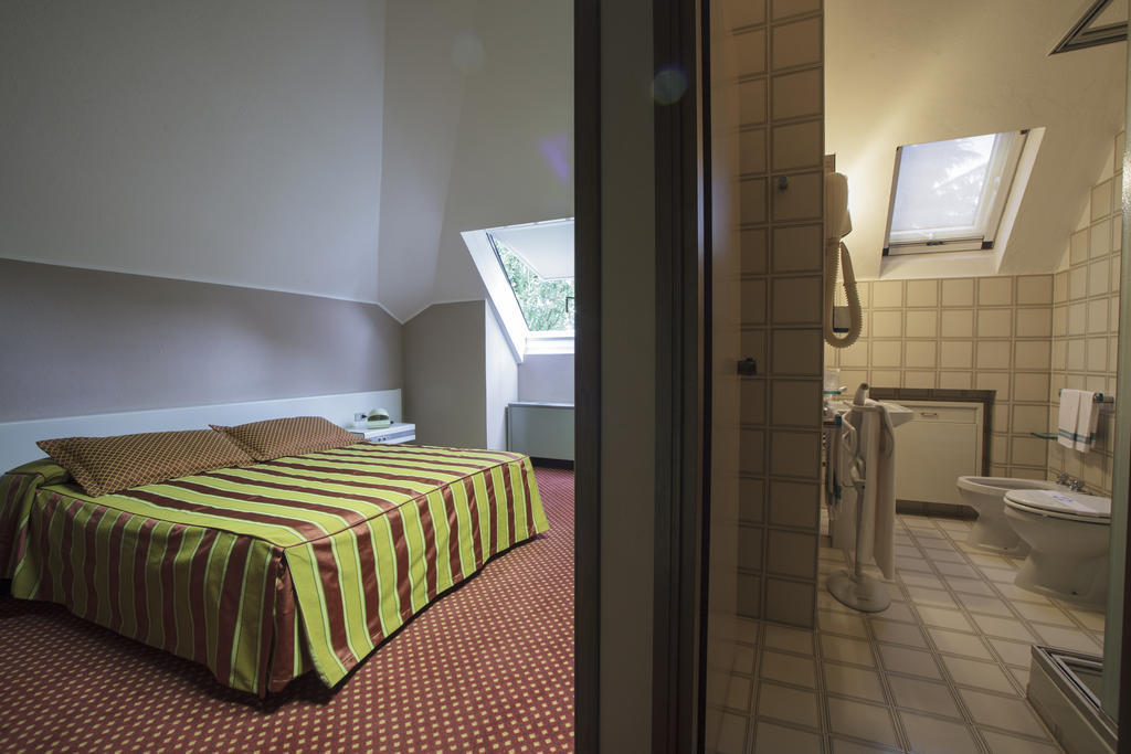 Hotel I Diamanti Garlasco 部屋 写真